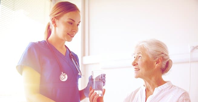 5 Ways the Right Employee Communication App Benefits Hospitals