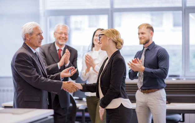 5 Ways Businesses Can Showcase Employee Recognition