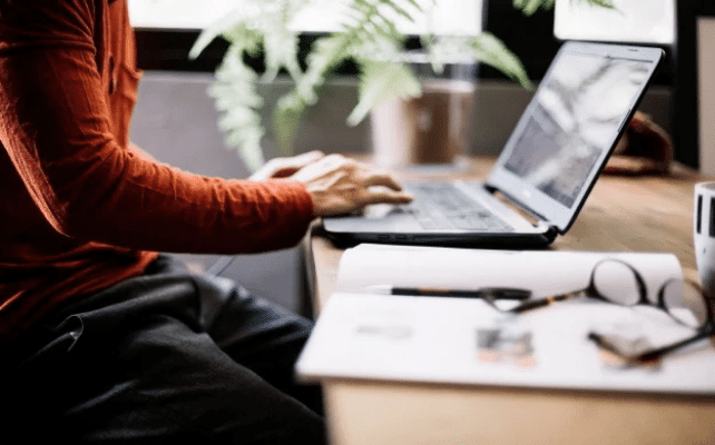 successful companies use employee surveys